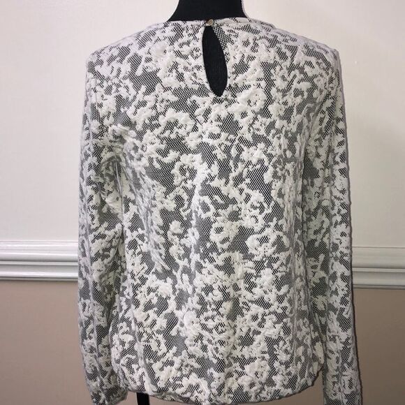 Ellen Tracy Lace Small top - Picture 3 of 4